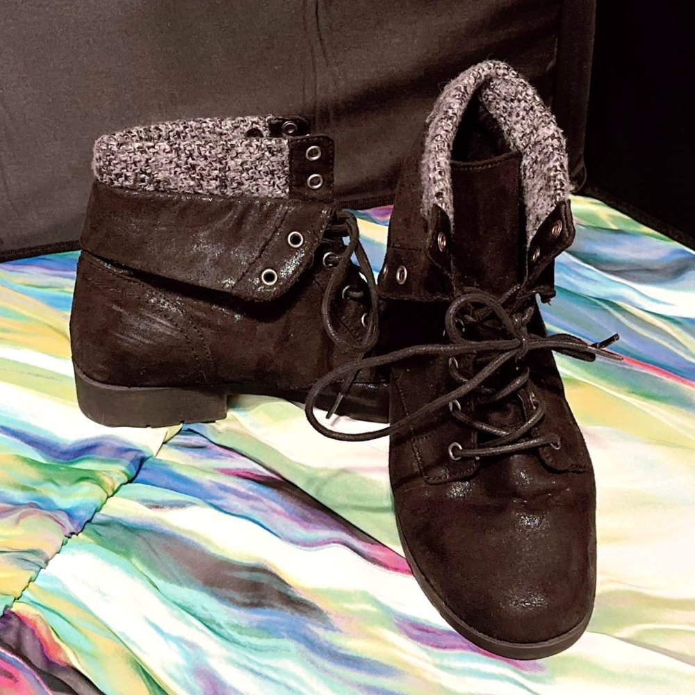 Arizona Black Boots
